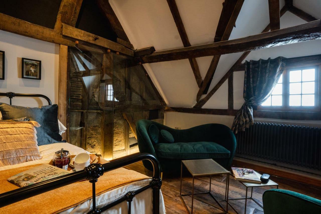Old Infirmary Aparthotel Устър Екстериор снимка